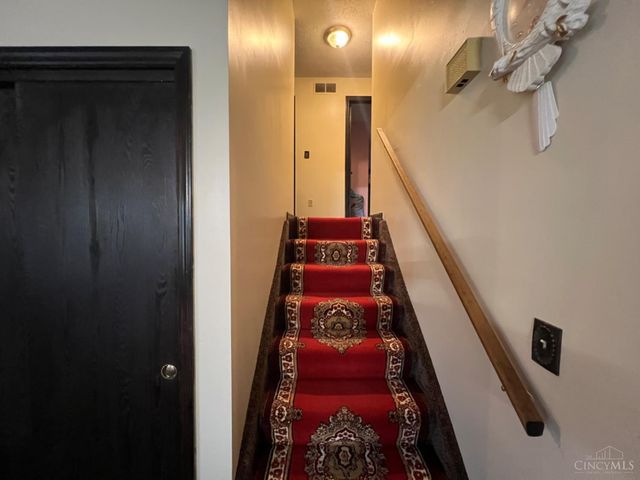 5 Knollwood Court, Fairfield, OH 45014