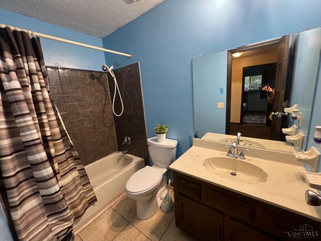 5 Knollwood Court, Fairfield, OH 45014