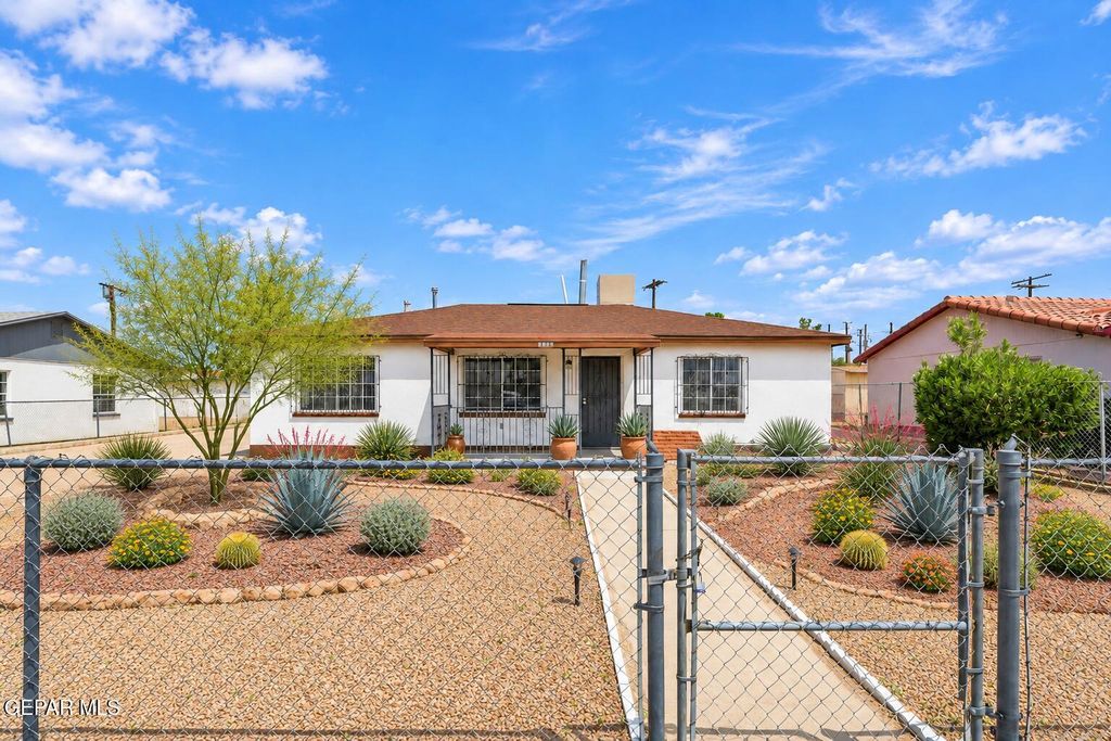 7609 MAZATLAN Drive, El Paso, TX 79915
