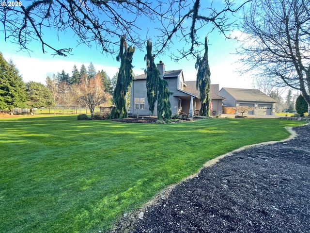 18214 S BROOKSTONE Dr, Oregon City, OR 97045