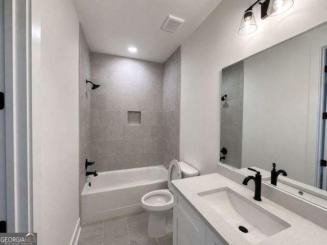 11 Ivy Stone Court SE, Cartersville, GA 30120