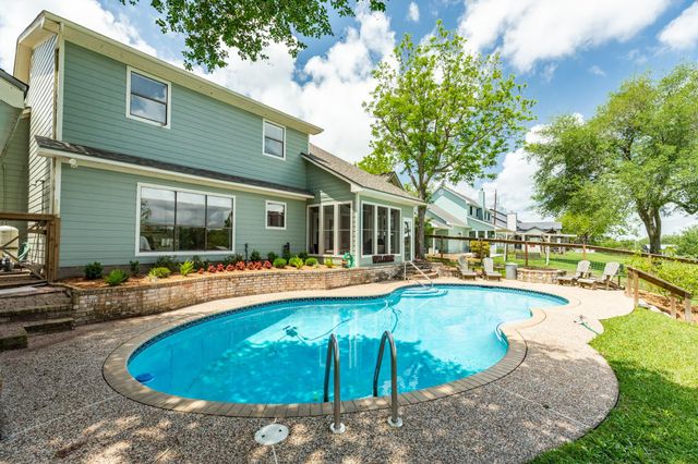 323 Cr-461b, Brazoria, TX 77422