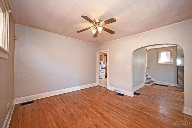 4016 Jamestown Street, Cincinnati, OH 45205