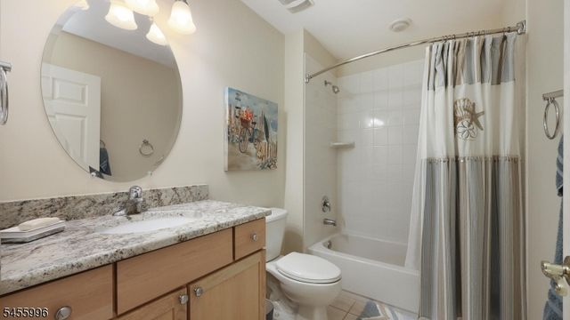 5 Constitution Way, Franklin Twp., NJ 08873