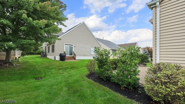5 Constitution Way, Franklin Twp., NJ 08873