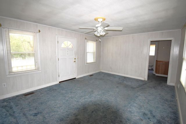 220 Fender Street, Walterboro, SC 29488