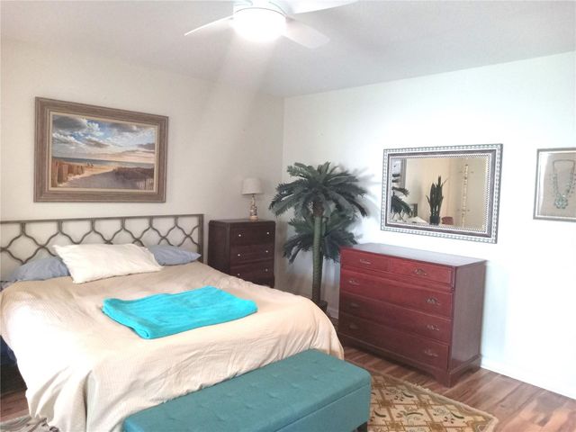 2041 AUSTRALIA WAY W 25, Clearwater, FL 33763