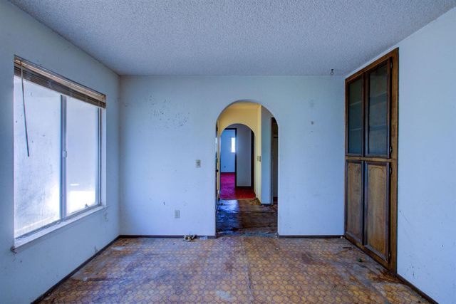 1712 Wellsford Rd, Modesto, CA 95357