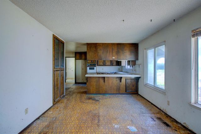 1712 Wellsford Rd, Modesto, CA 95357