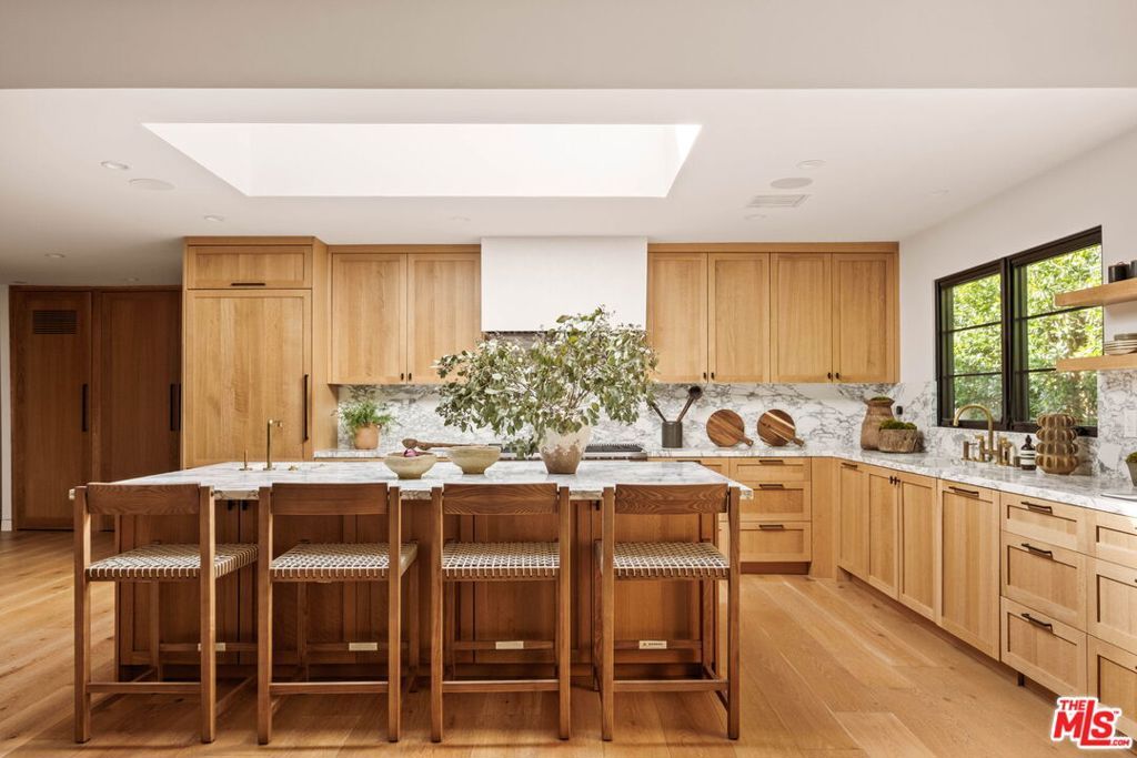 735 N Orlando Avenue, Los Angeles, CA 90069 — photo 4
