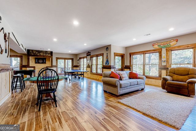 380 Biguns Boulevard, Talking Rock, GA 30175