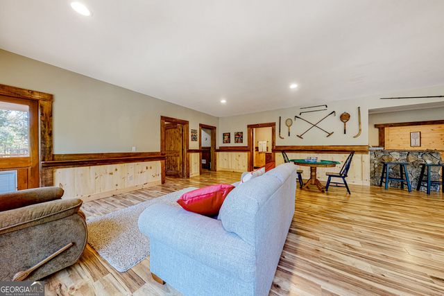 380 Biguns Boulevard, Talking Rock, GA 30175