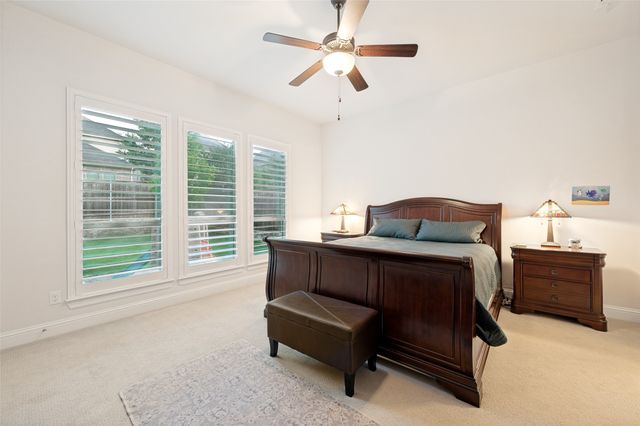 321 Park Hill Lane, Grapevine, TX 76051