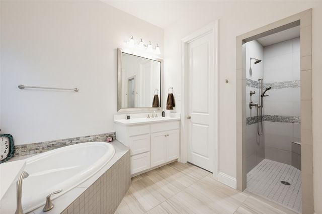 321 Park Hill Lane, Grapevine, TX 76051