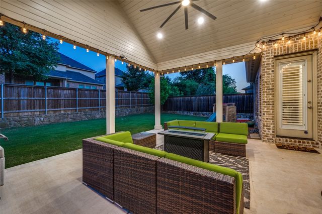 321 Park Hill Lane, Grapevine, TX 76051
