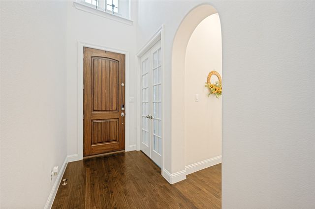 321 Park Hill Lane, Grapevine, TX 76051