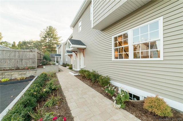 68 Anderson Street A, New Haven, CT 06511