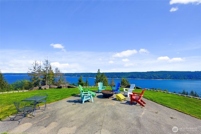 161 NE Belfair View Road, Belfair, WA 98528