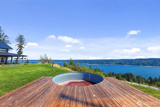 161 NE Belfair View Road, Belfair, WA 98528