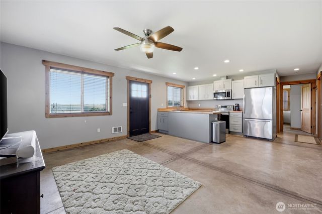 161 NE Belfair View Road, Belfair, WA 98528