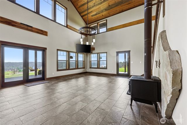 161 NE Belfair View Road, Belfair, WA 98528