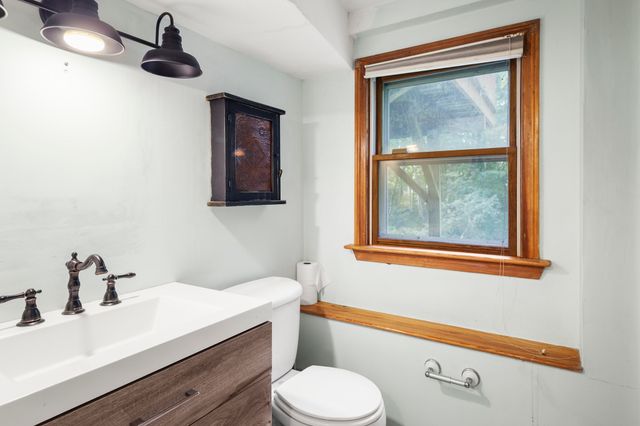 2 Ashland Street, Holliston, MA 01746