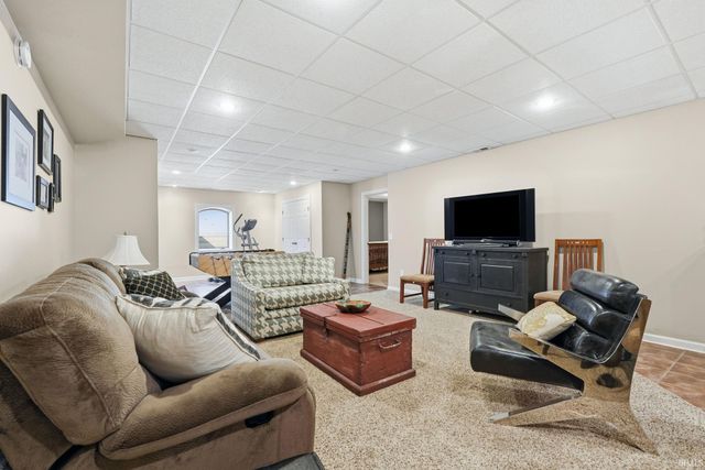 3232 Rivulet Run, Fort Wayne, IN 46818