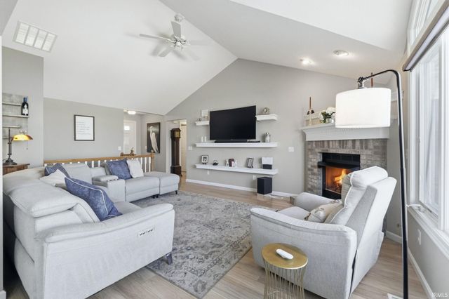 3232 Rivulet Run, Fort Wayne, IN 46818