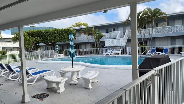 2170 NE 51st Court A21, Fort Lauderdale, FL 33308
