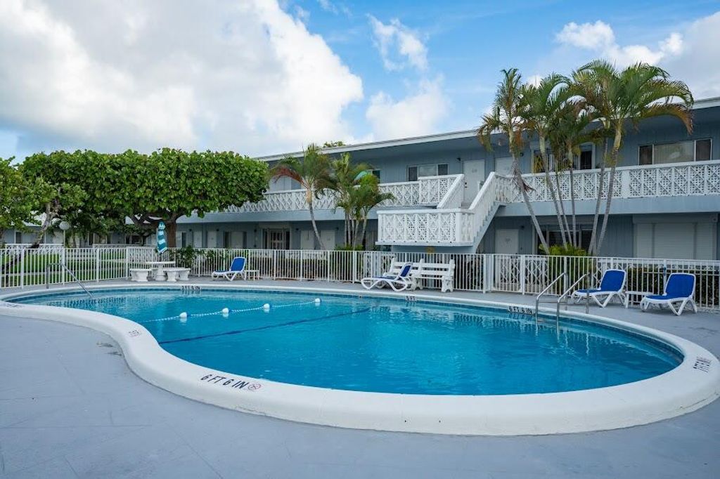 2170 NE 51st Court A21, Fort Lauderdale, FL 33308