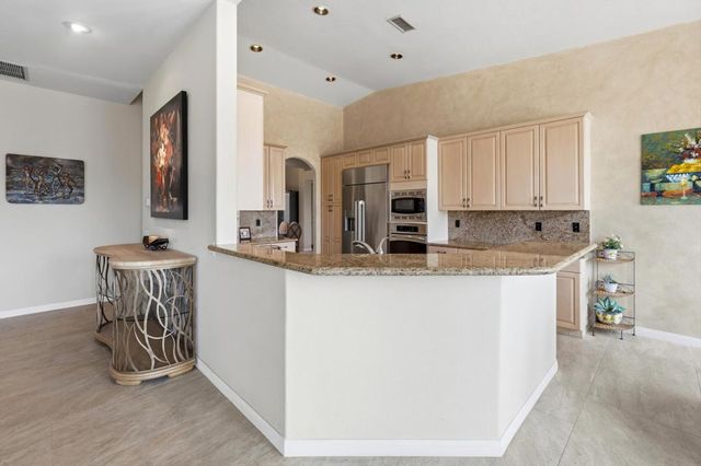 73198 Loma Vista Lane, Palm Desert, CA 92260