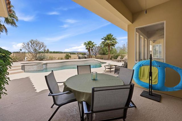 73198 Loma Vista Lane, Palm Desert, CA 92260
