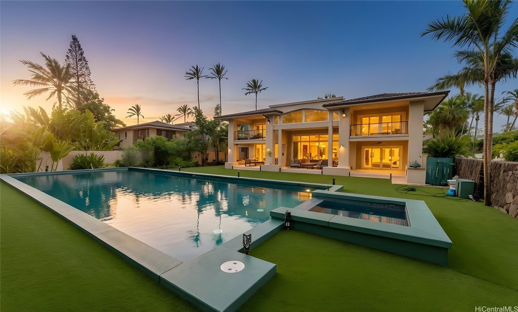 235 Portlock Road, Honolulu, HI 96825