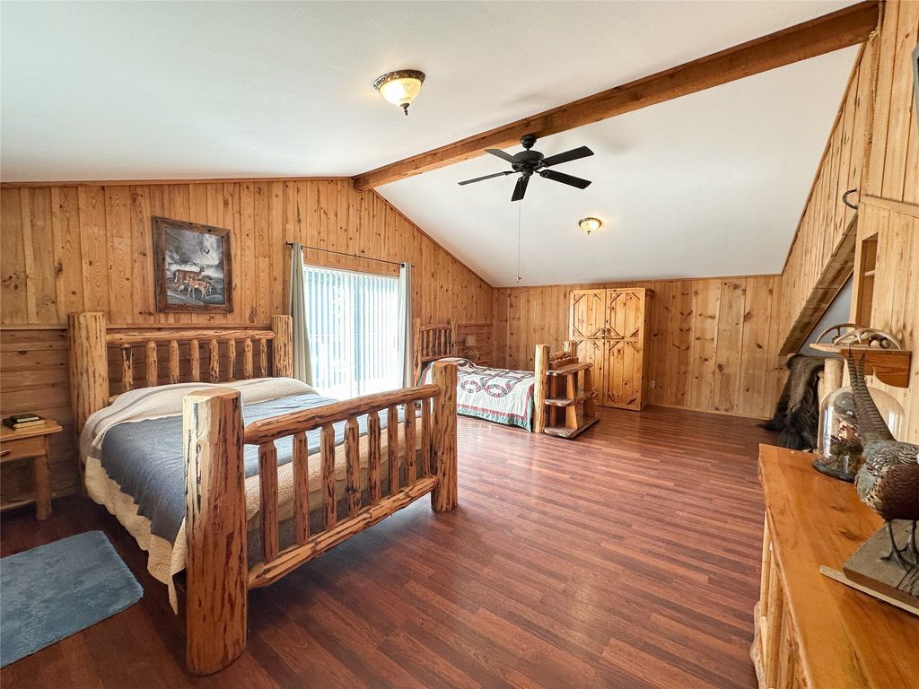 Image 28 of property listing at 32 Whitepine Creek Road, Trout Creek, MT 59874