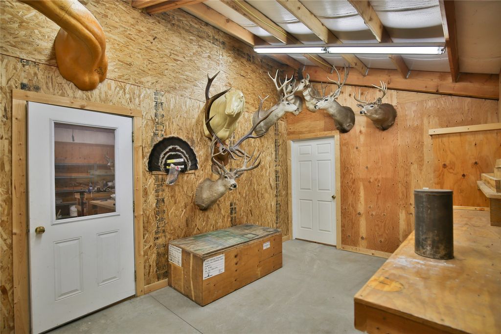 Image 38 of property listing at 32 Whitepine Creek Road, Trout Creek, MT 59874