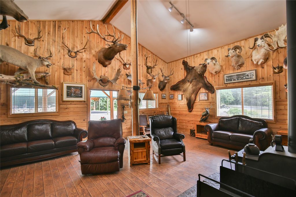 Image 7 of property listing at 32 Whitepine Creek Road, Trout Creek, MT 59874