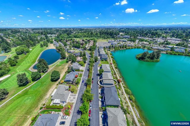 348 Crystal Springs Ln N, Keizer, OR 97303