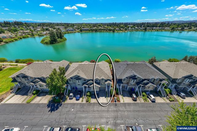 348 Crystal Springs Ln N, Keizer, OR 97303