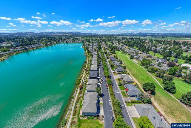 348 Crystal Springs Ln N, Keizer, OR 97303