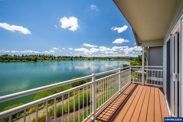 348 Crystal Springs Ln N, Keizer, OR 97303