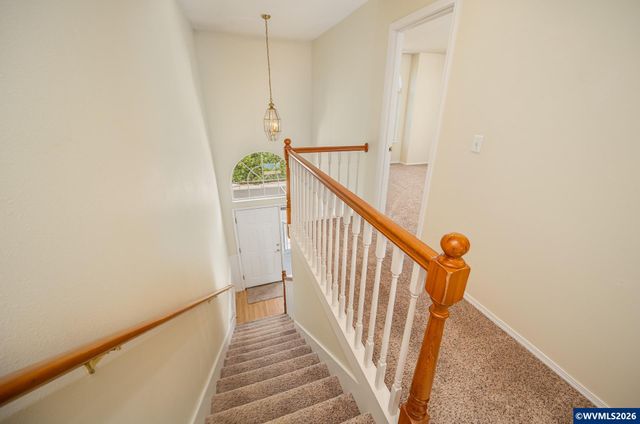 348 Crystal Springs Ln N, Keizer, OR 97303