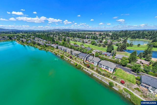 348 Crystal Springs Ln N, Keizer, OR 97303