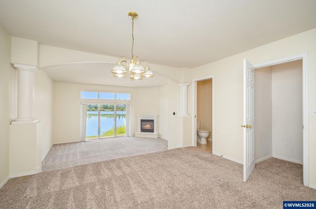 348 Crystal Springs Ln N, Keizer, OR 97303