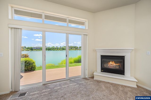 348 Crystal Springs Ln N, Keizer, OR 97303