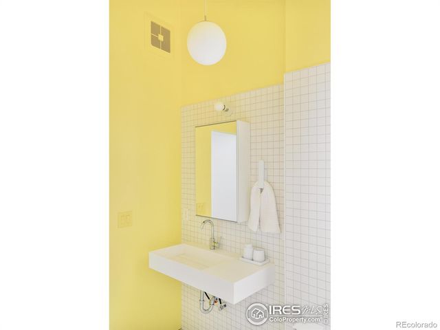 1675 Verbena Street, Denver, CO 80220