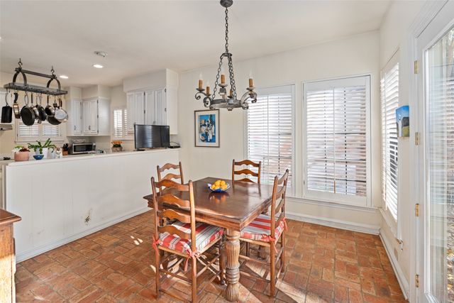 3 Royal Terrace Court, Dallas, TX 75225
