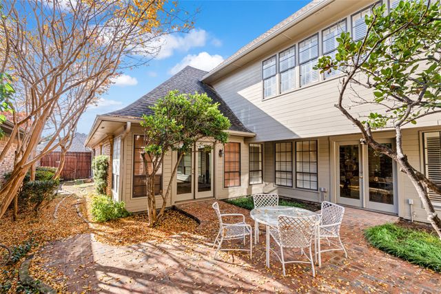 3 Royal Terrace Court, Dallas, TX 75225