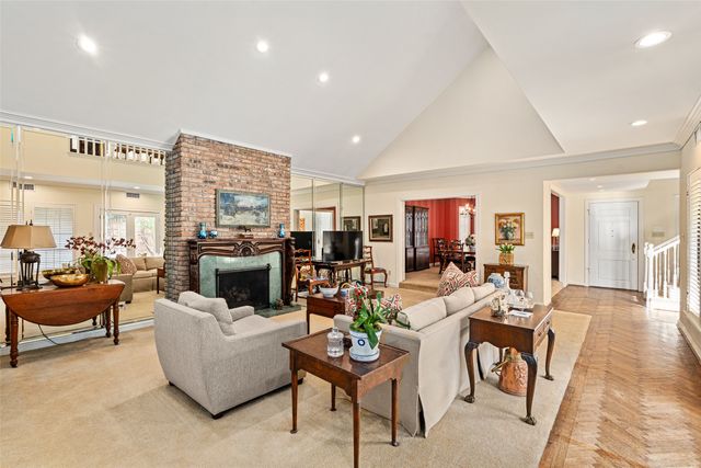 3 Royal Terrace Court, Dallas, TX 75225