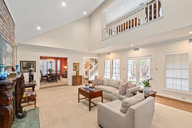 3 Royal Terrace Court, Dallas, TX 75225