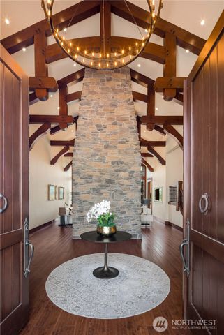 36207 SE Saint Andrews Lane, Snoqualmie, WA 98065